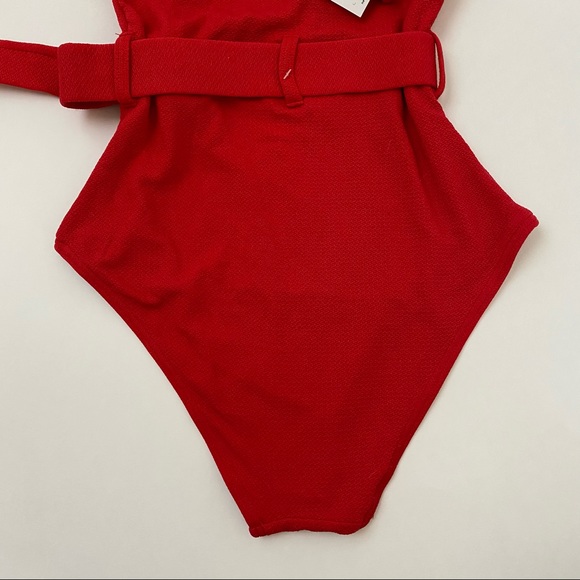 Red swimsuit - Picture 5 of 6